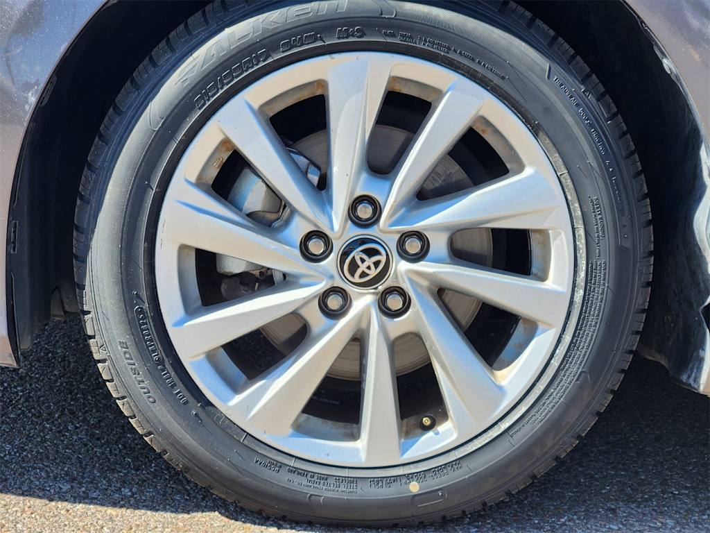 Thumbnail: 2024 Toyota Camry - 19