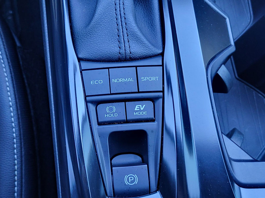 Thumbnail: 2025 Toyota Camry - 30