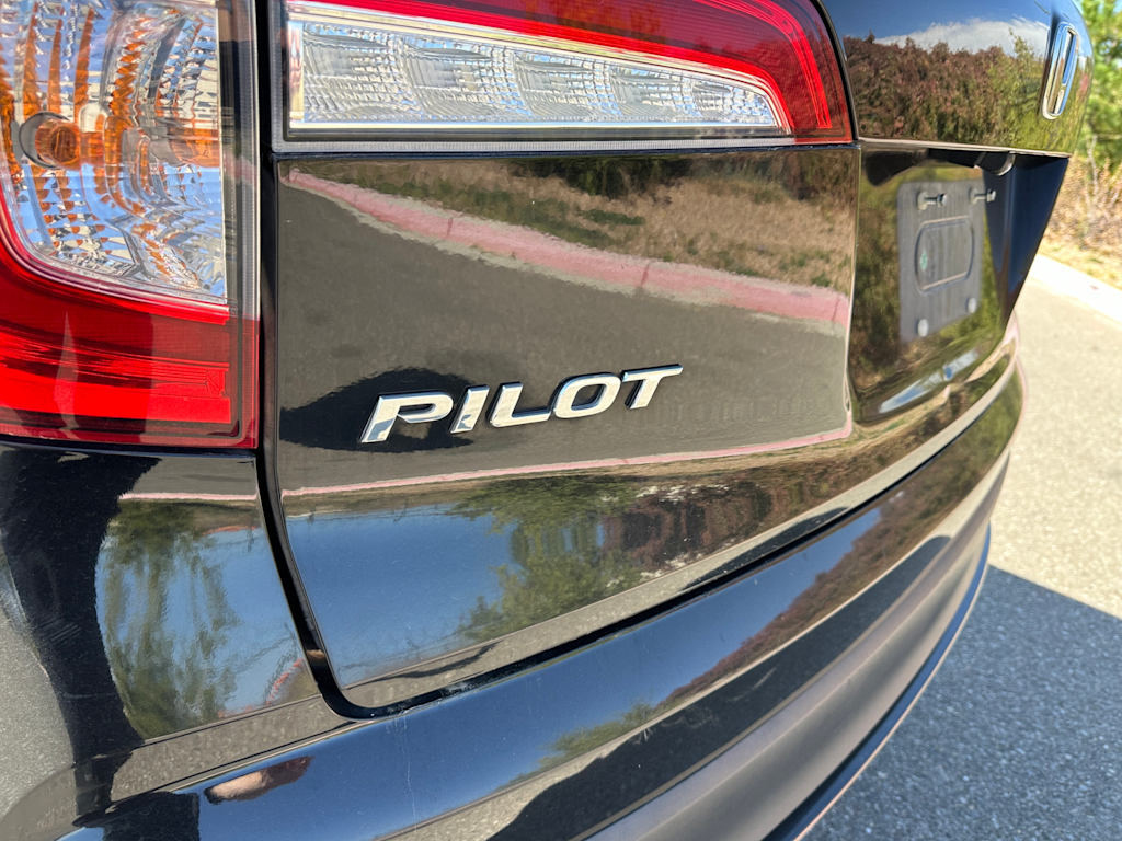 2022 Honda Pilot SE 7