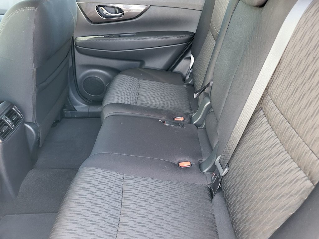 Thumbnail: 2019 Nissan Rogue - 11