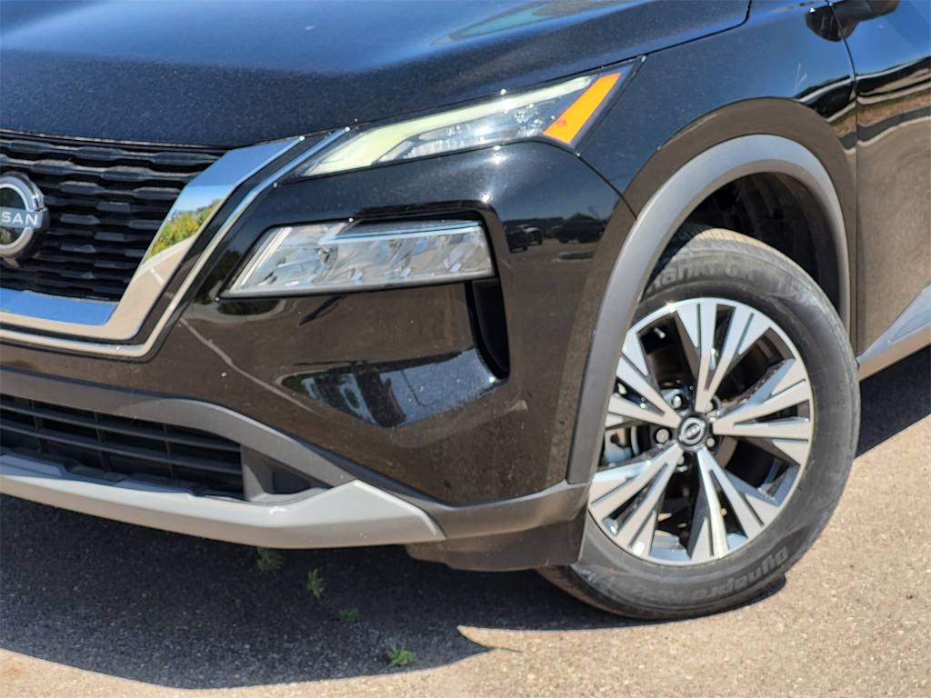 Thumbnail: 2023 Nissan Rogue - 8