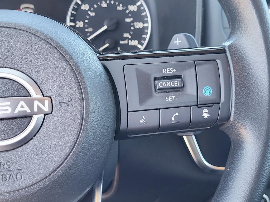 Thumbnail: 2023 Nissan Rogue - 25