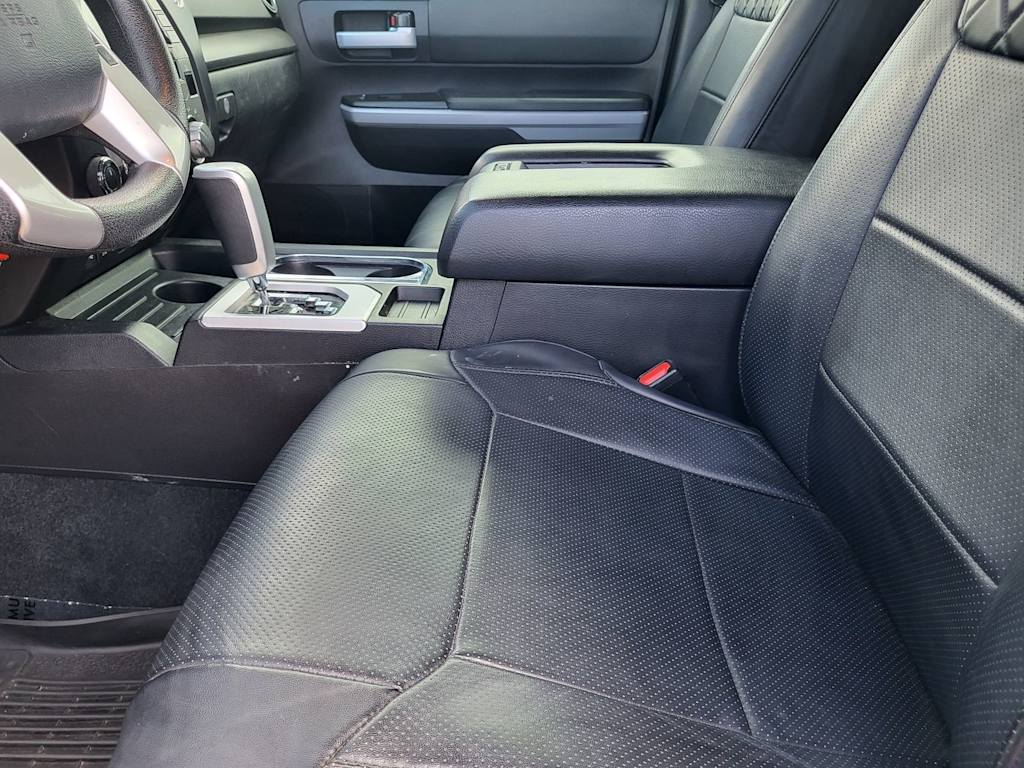 Thumbnail: 2020 Toyota Tundra - 8