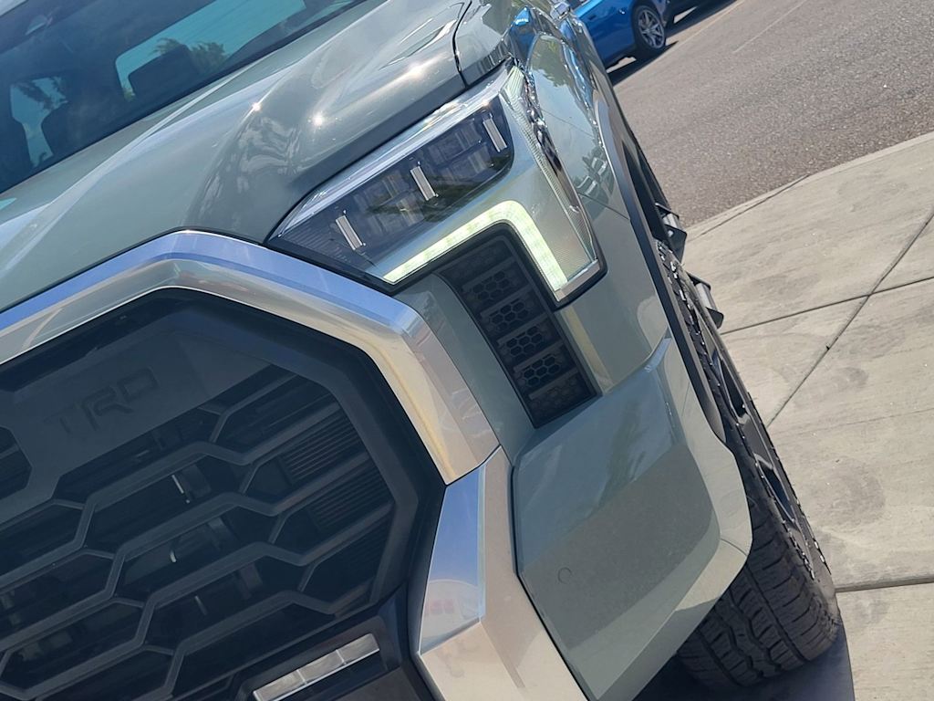 Thumbnail: 2023 Toyota Tundra - 17