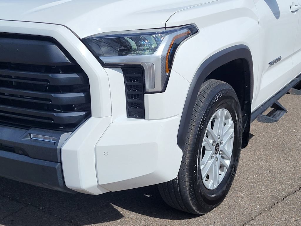 Thumbnail: 2024 Toyota Tundra - 18