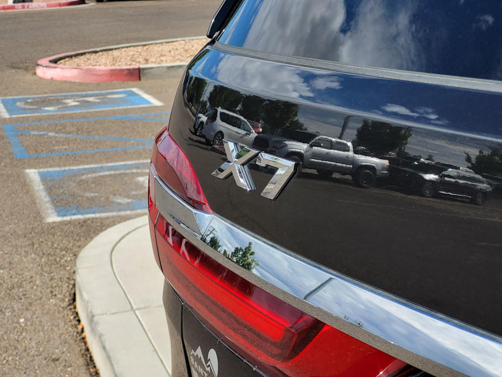 Thumbnail: 2019 BMW X7 - 34