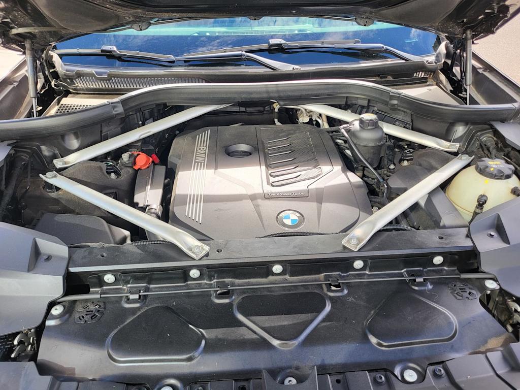 Thumbnail: 2019 BMW X7 - 7