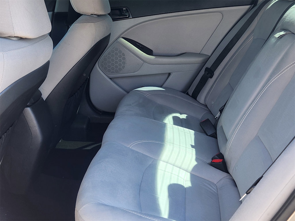 Thumbnail: 2015 Kia Optima - 13