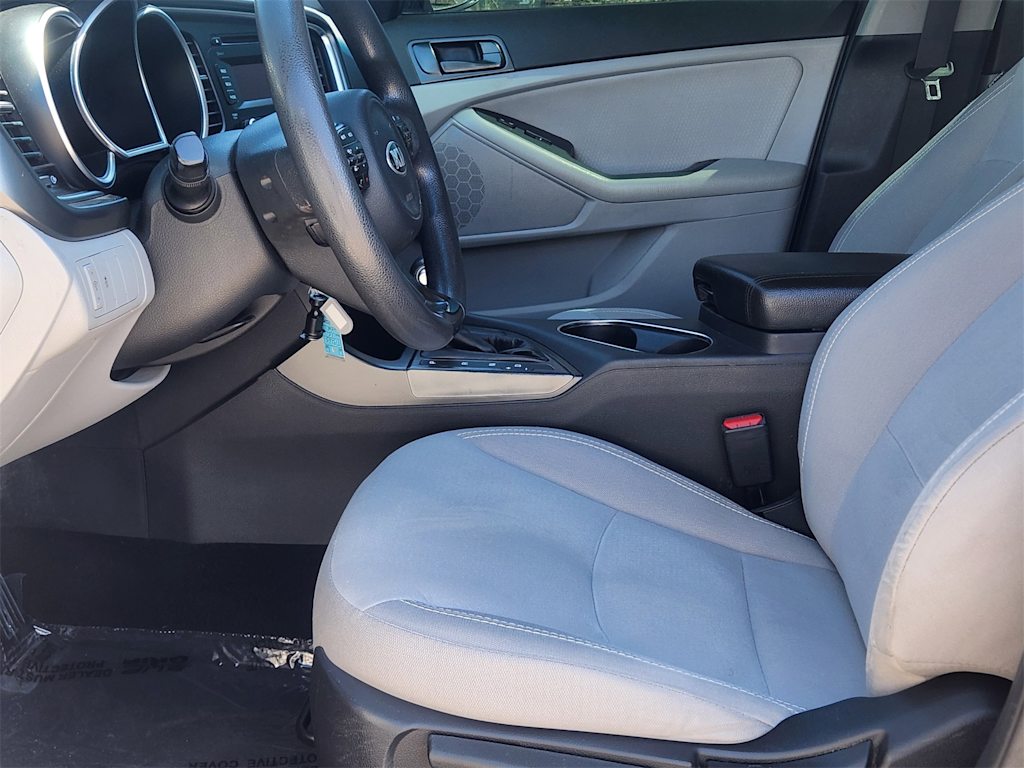 Thumbnail: 2015 Kia Optima - 11