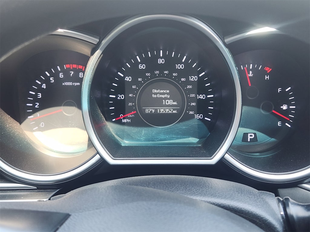 Thumbnail: 2015 Kia Optima - 16