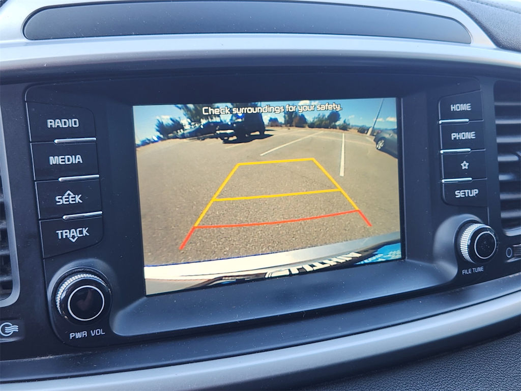 Thumbnail: 2020 Kia Sorento - 22