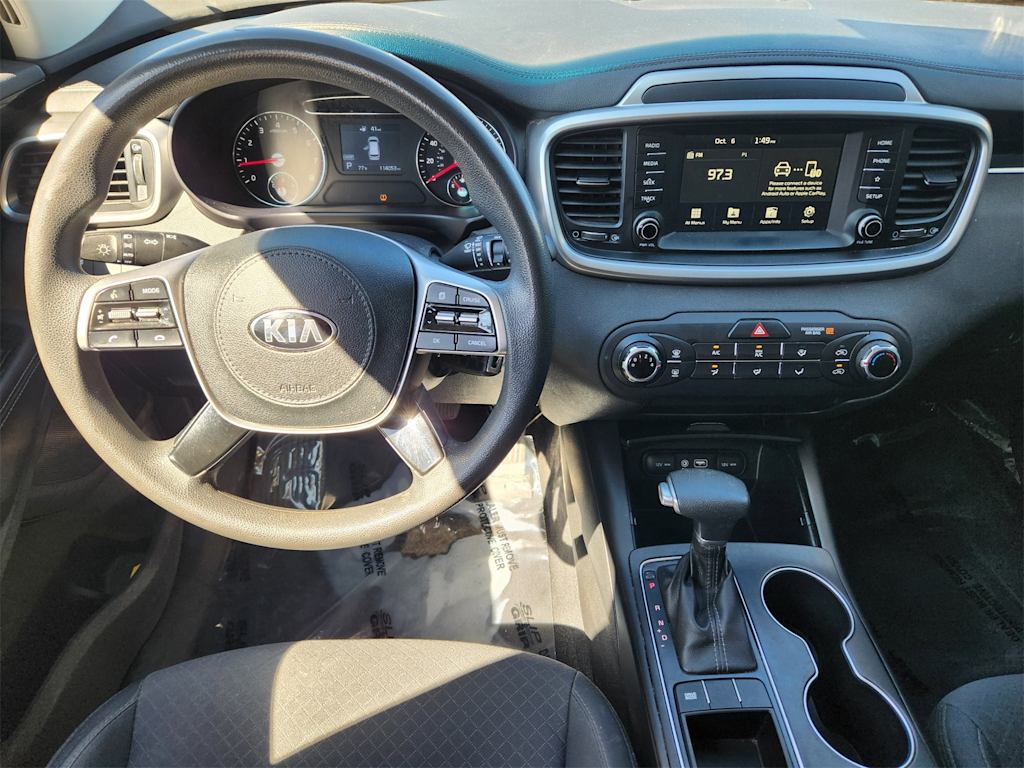 Thumbnail: 2020 Kia Sorento - 10