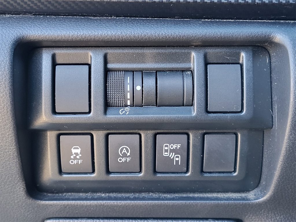 Thumbnail: 2020 Subaru Crosstrek - 22