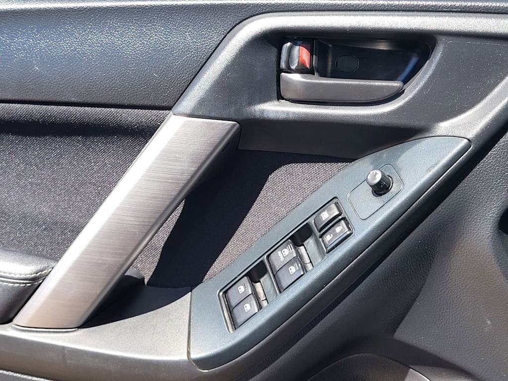 Thumbnail: 2016 Subaru Forester - 23