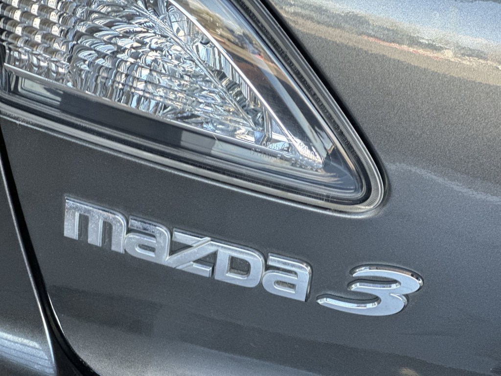 2012 Mazda Mazda3 i Touring 7