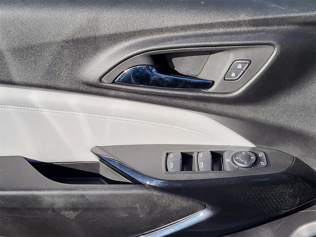 Thumbnail: 2025 Chevrolet Trax - 27