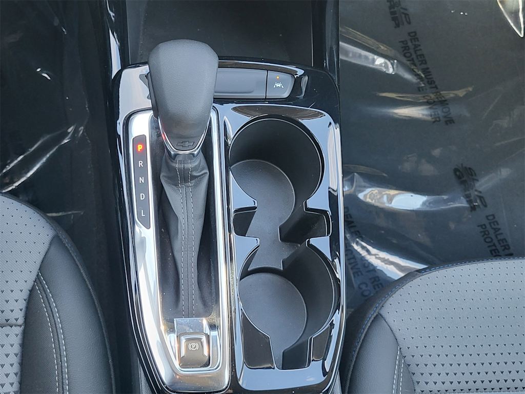 Thumbnail: 2025 Chevrolet Trax - 14