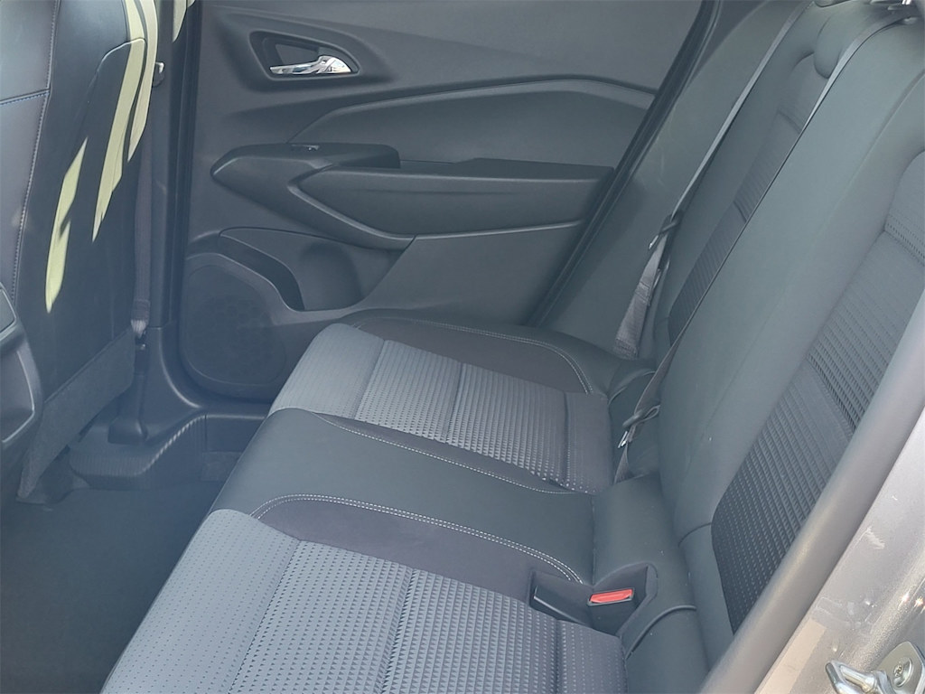 Thumbnail: 2025 Chevrolet Trax - 31