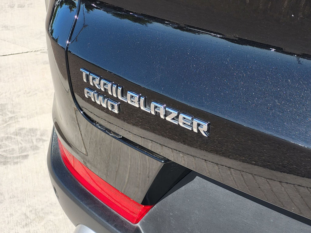 Thumbnail: 2022 Chevrolet TrailBlazer - 19