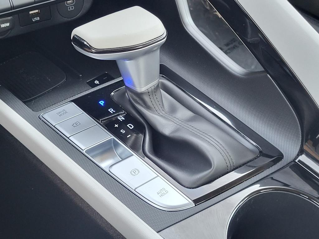Thumbnail: 2025 Hyundai Elantra - 13