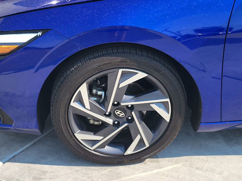 Thumbnail: 2025 Hyundai Elantra - 19