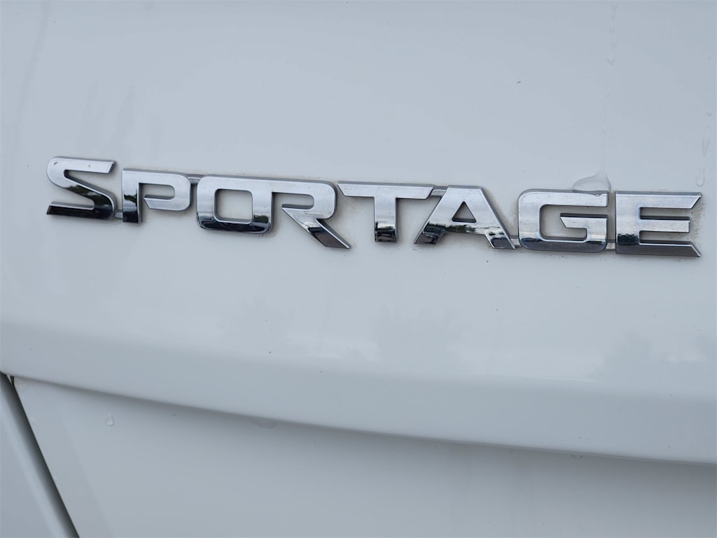 Thumbnail: 2017 Kia Sportage - 20