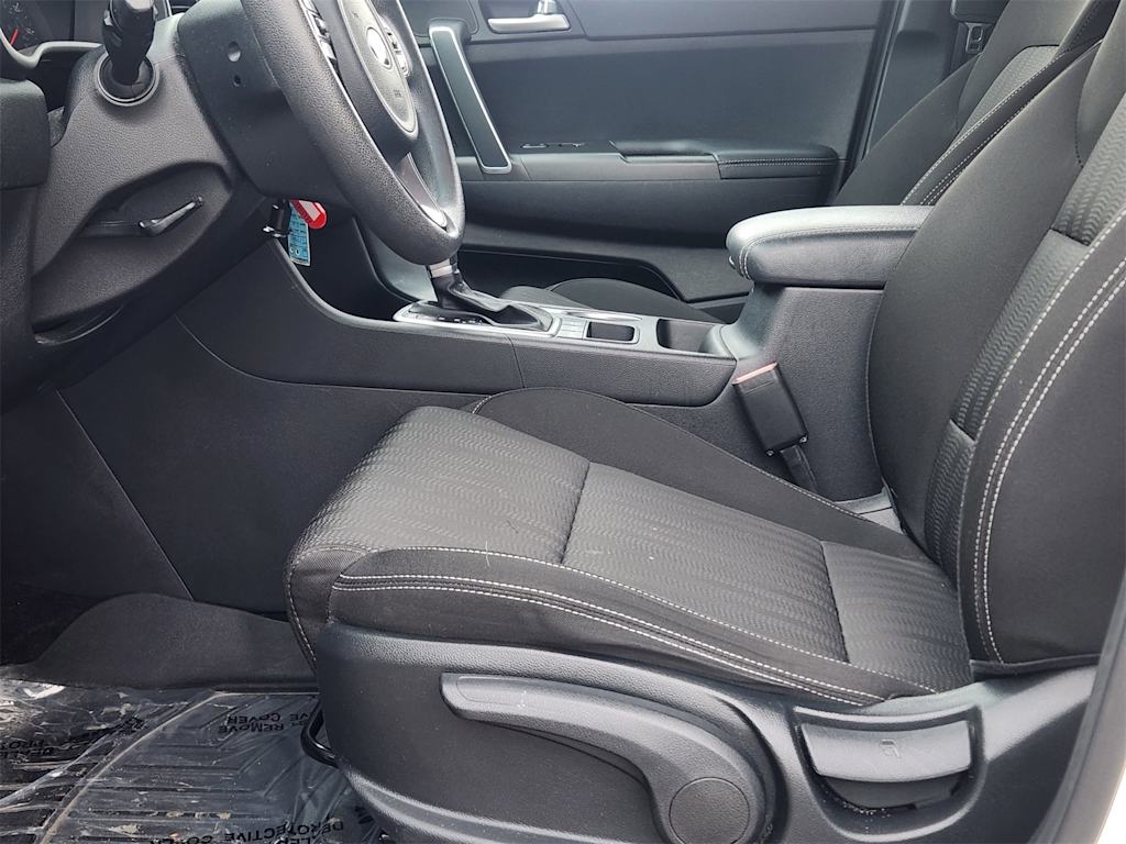 Thumbnail: 2017 Kia Sportage - 26