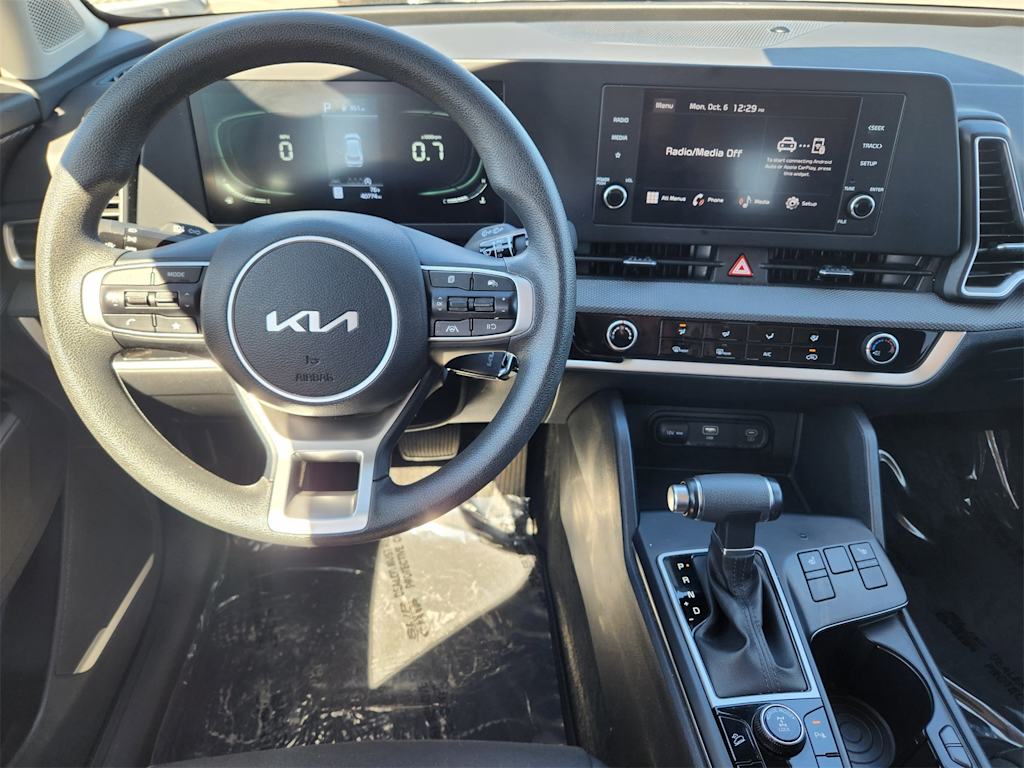 Thumbnail: 2024 Kia Sportage - 10