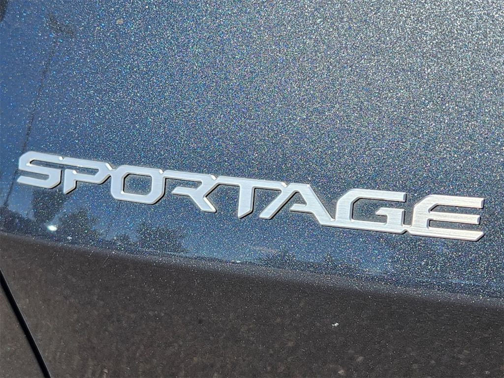 Thumbnail: 2024 Kia Sportage - 7