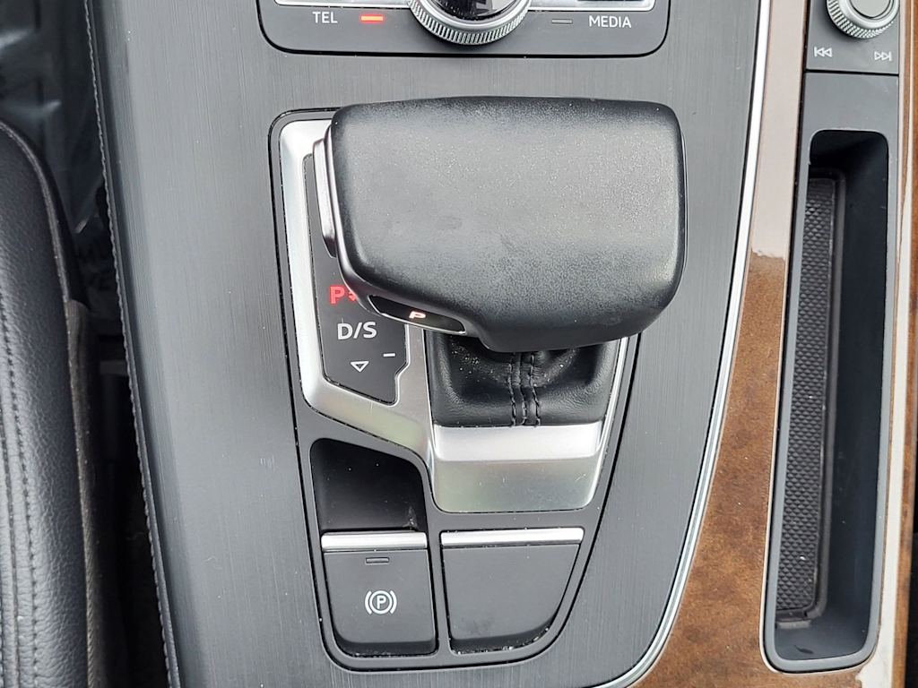 Thumbnail: 2019 Audi Q5 - 12