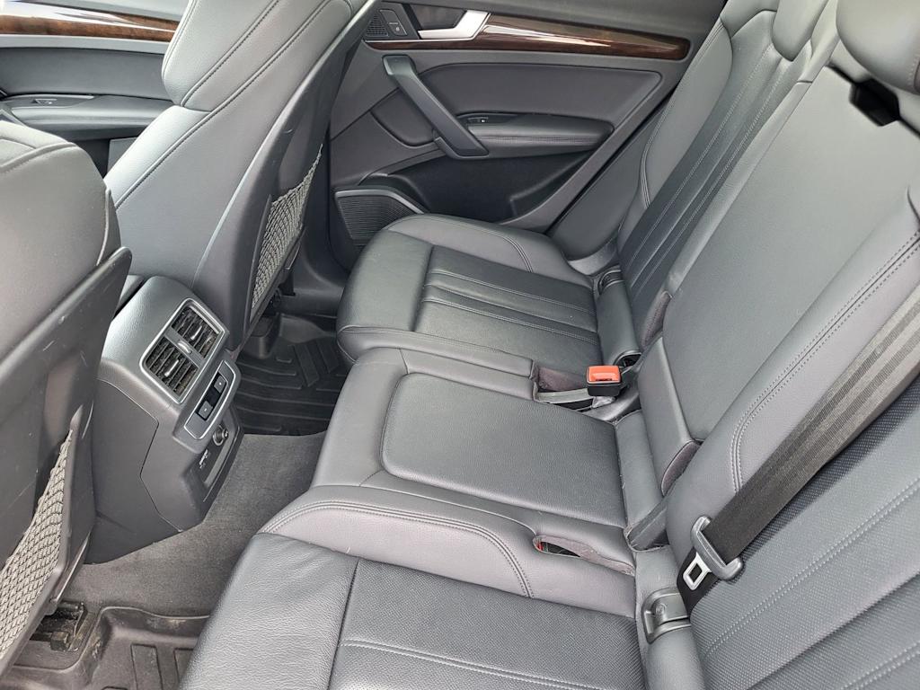 Thumbnail: 2019 Audi Q5 - 10