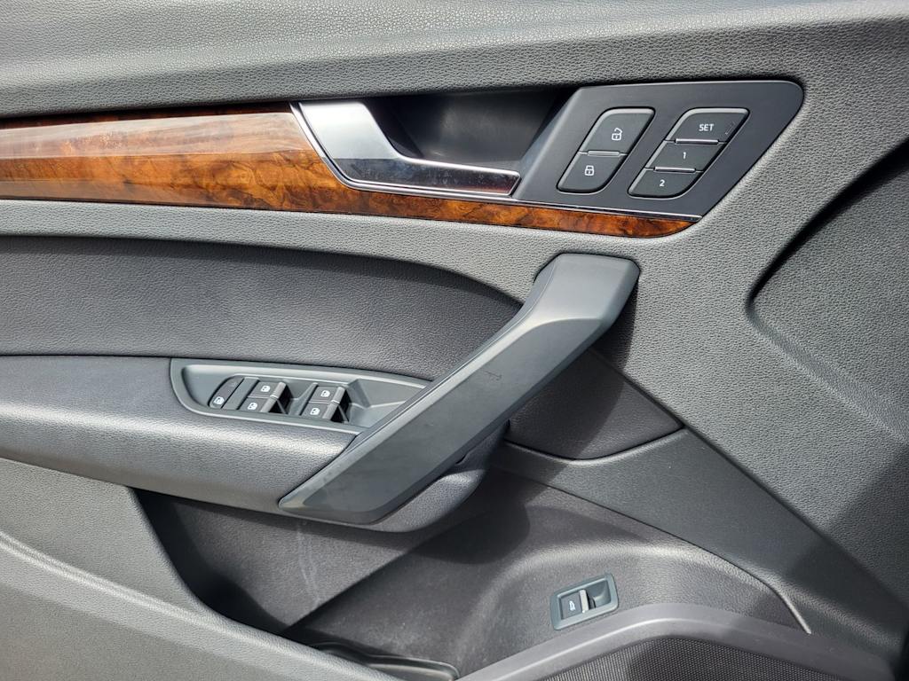 Thumbnail: 2018 Audi Q5 - 25