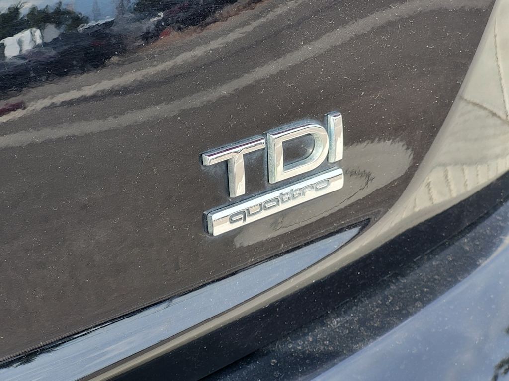 Thumbnail: 2015 Audi Q7 - 22