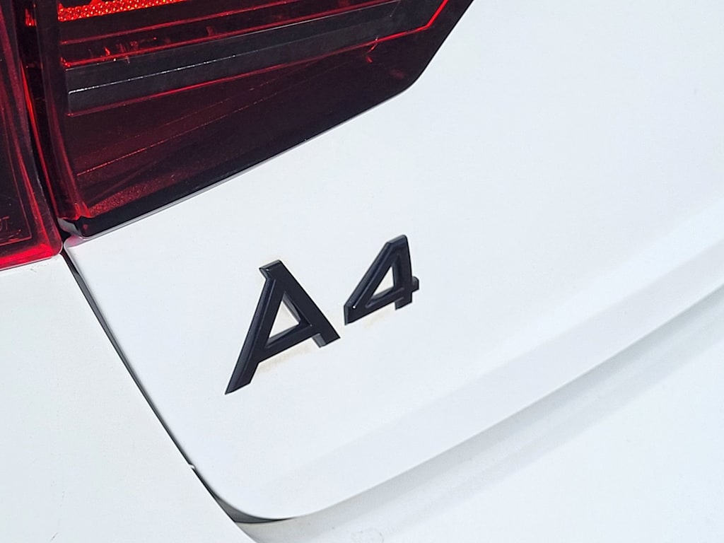 Thumbnail: 2022 Audi A4 - 5