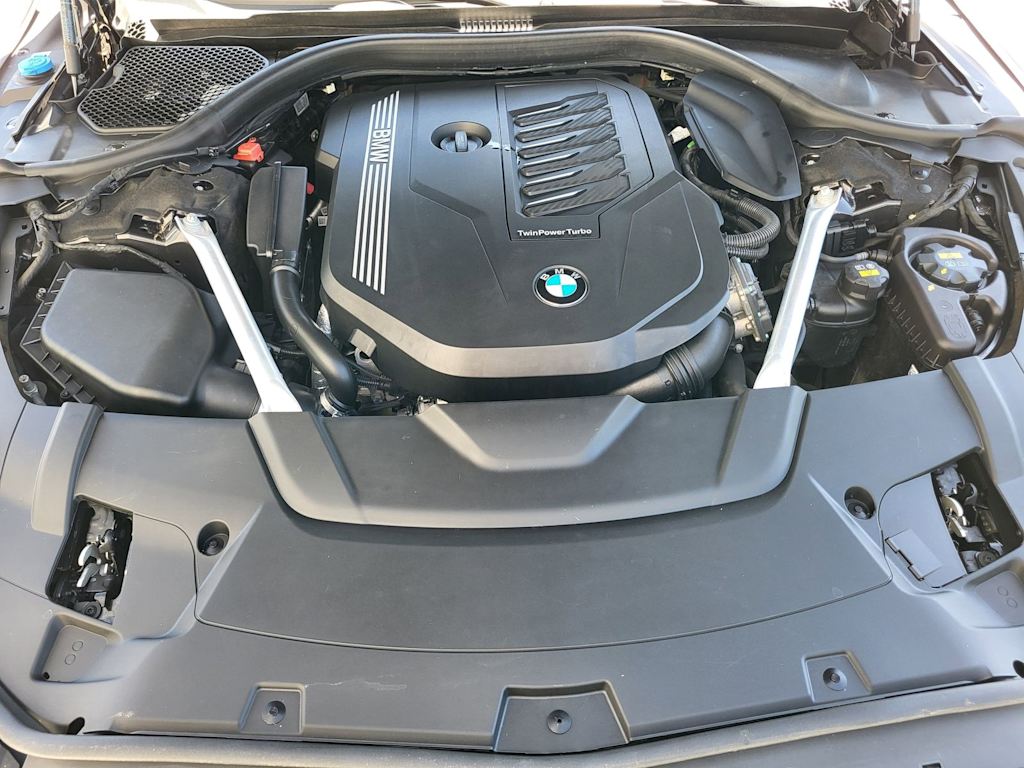 Thumbnail: 2022 BMW 7 Series - 7
