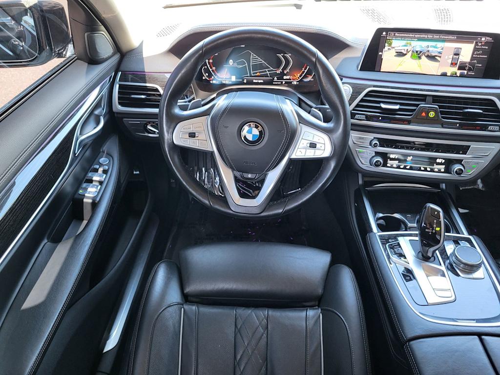 Thumbnail: 2022 BMW 7 Series - 2