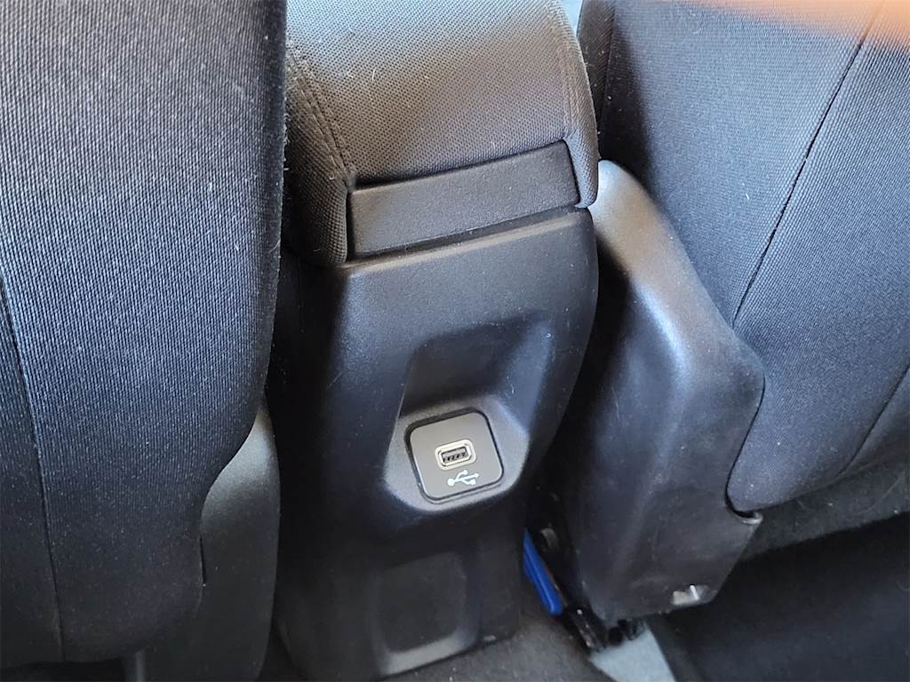 Thumbnail: 2020 Jeep Renegade - 29