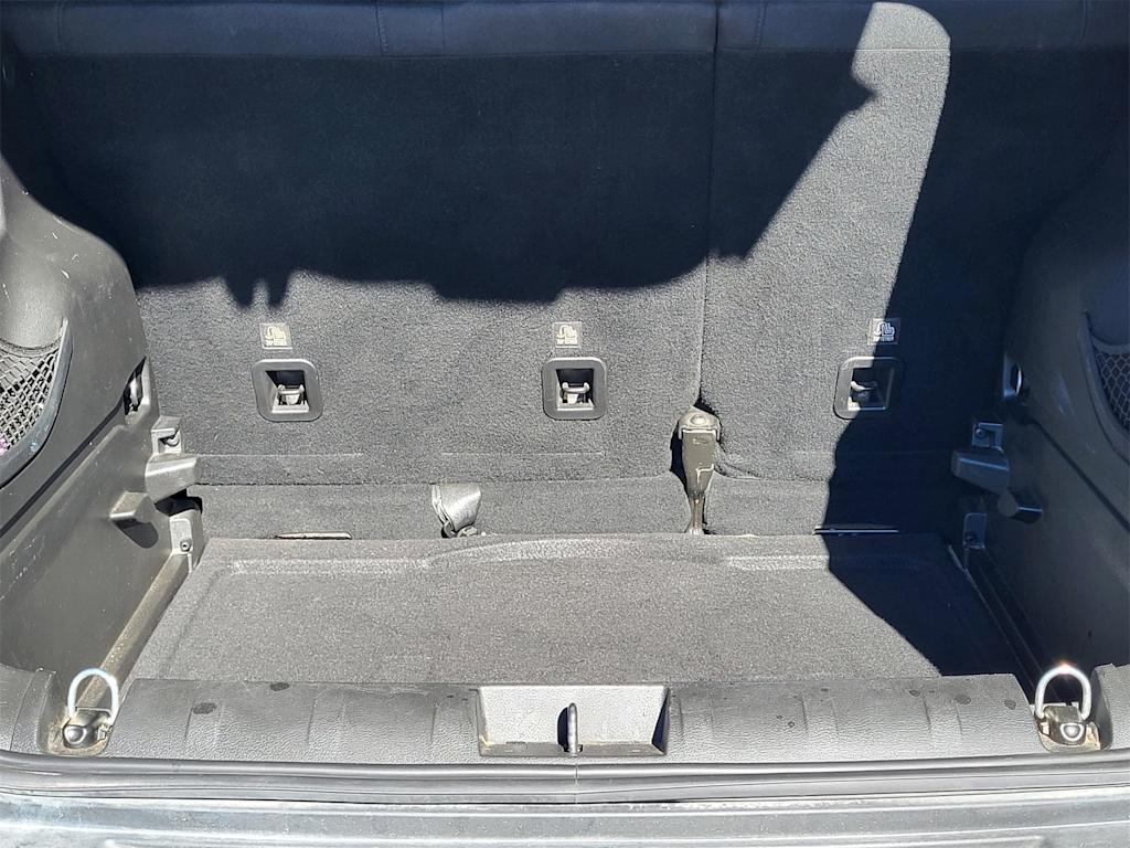 Thumbnail: 2020 Jeep Renegade - 30