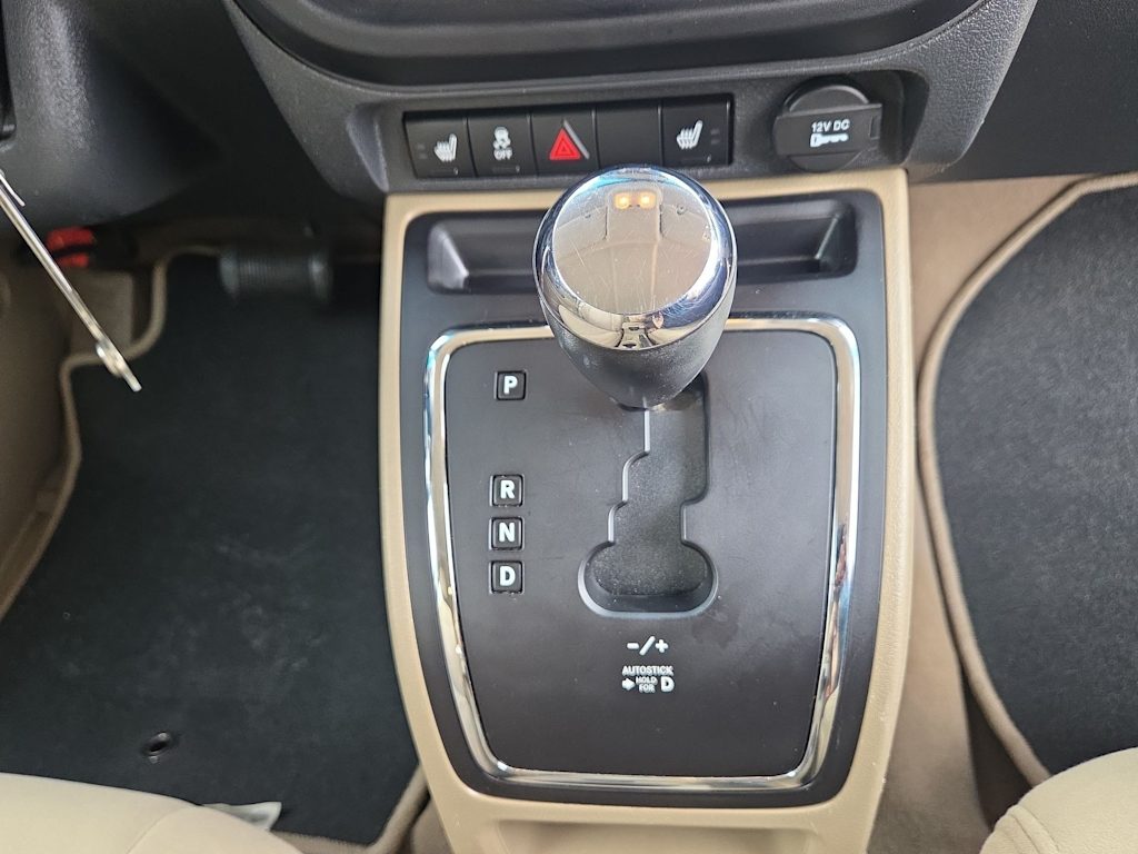 Thumbnail: 2016 Jeep Patriot - 14