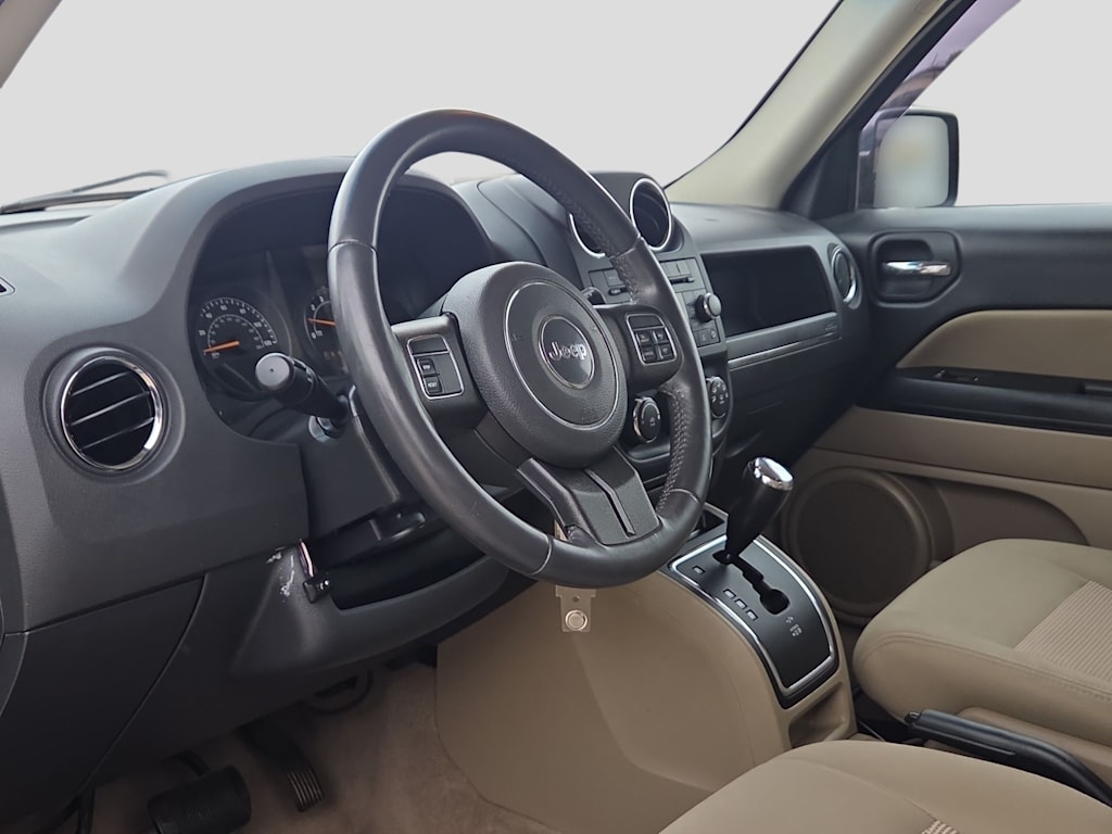Thumbnail: 2016 Jeep Patriot - 2