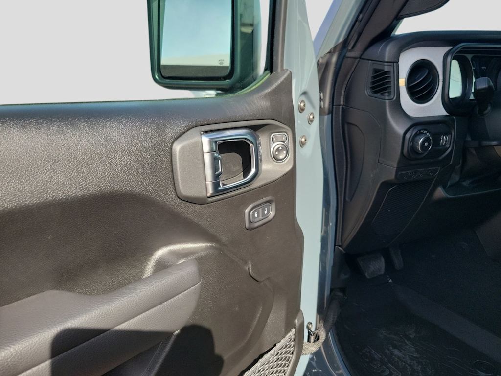 Thumbnail: 2026 Jeep Wrangler - 25