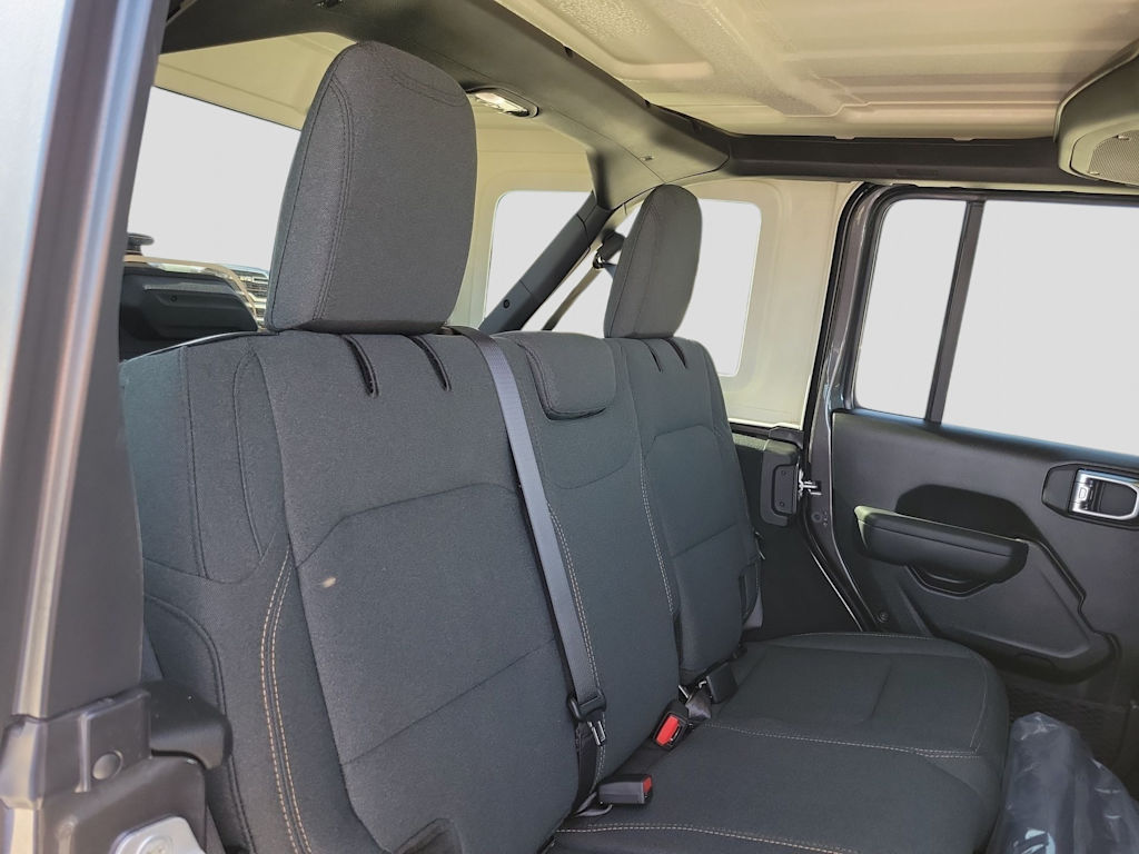 Thumbnail: 2026 Jeep Wrangler - 28