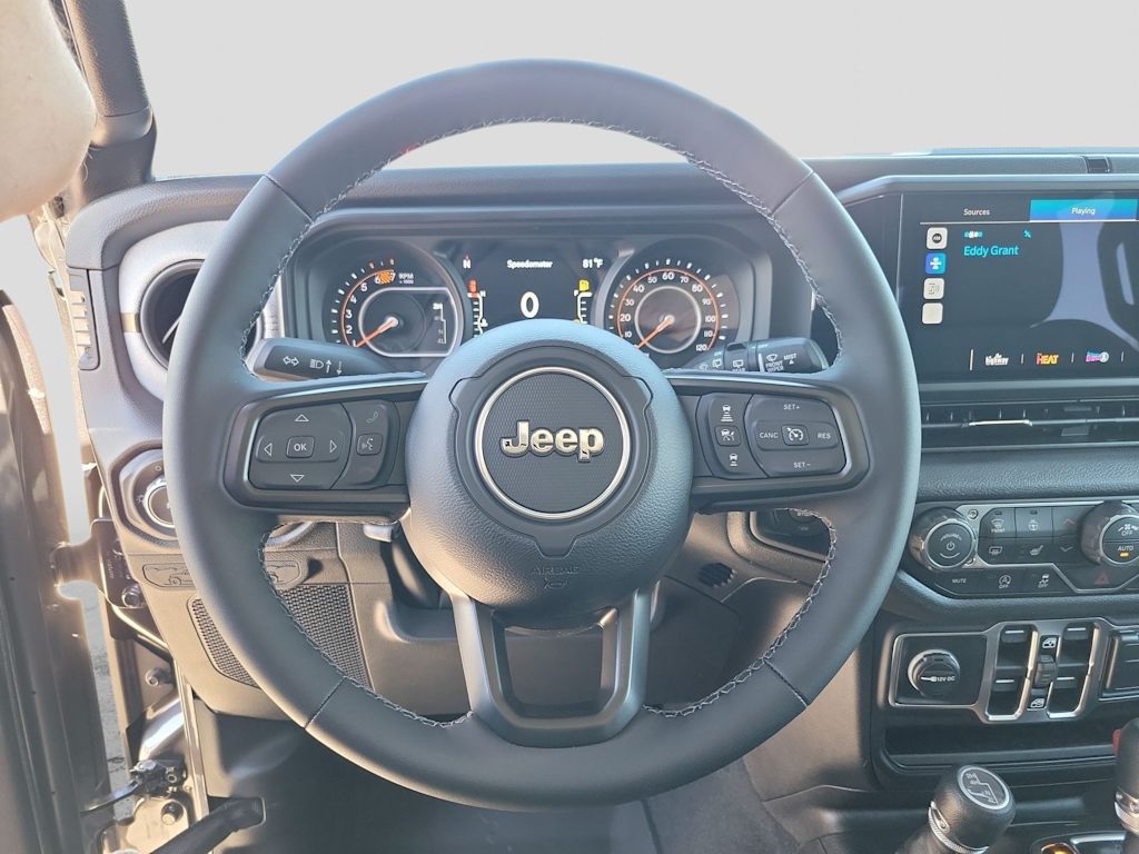 Thumbnail: 2026 Jeep Wrangler - 14