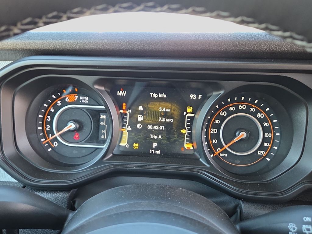 Thumbnail: 2026 Jeep Wrangler - 14