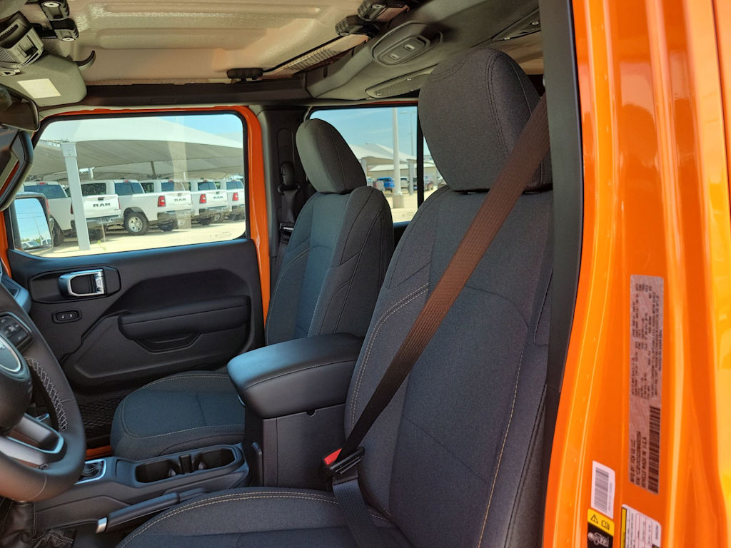 Thumbnail: 2025 Jeep Wrangler - 11