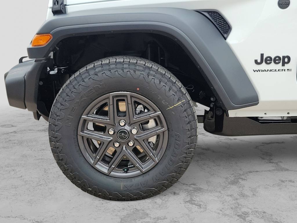 Thumbnail: 2026 Jeep Wrangler - 8