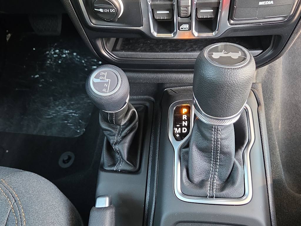 Thumbnail: 2026 Jeep Wrangler - 14
