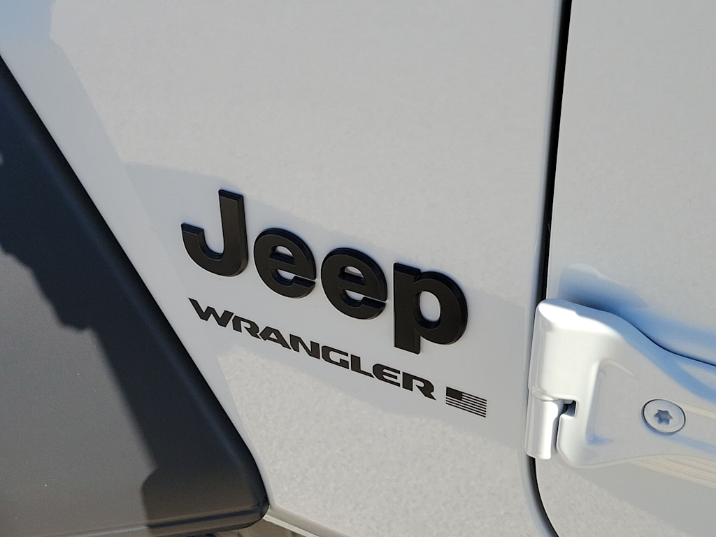 Thumbnail: 2026 Jeep Wrangler - 7