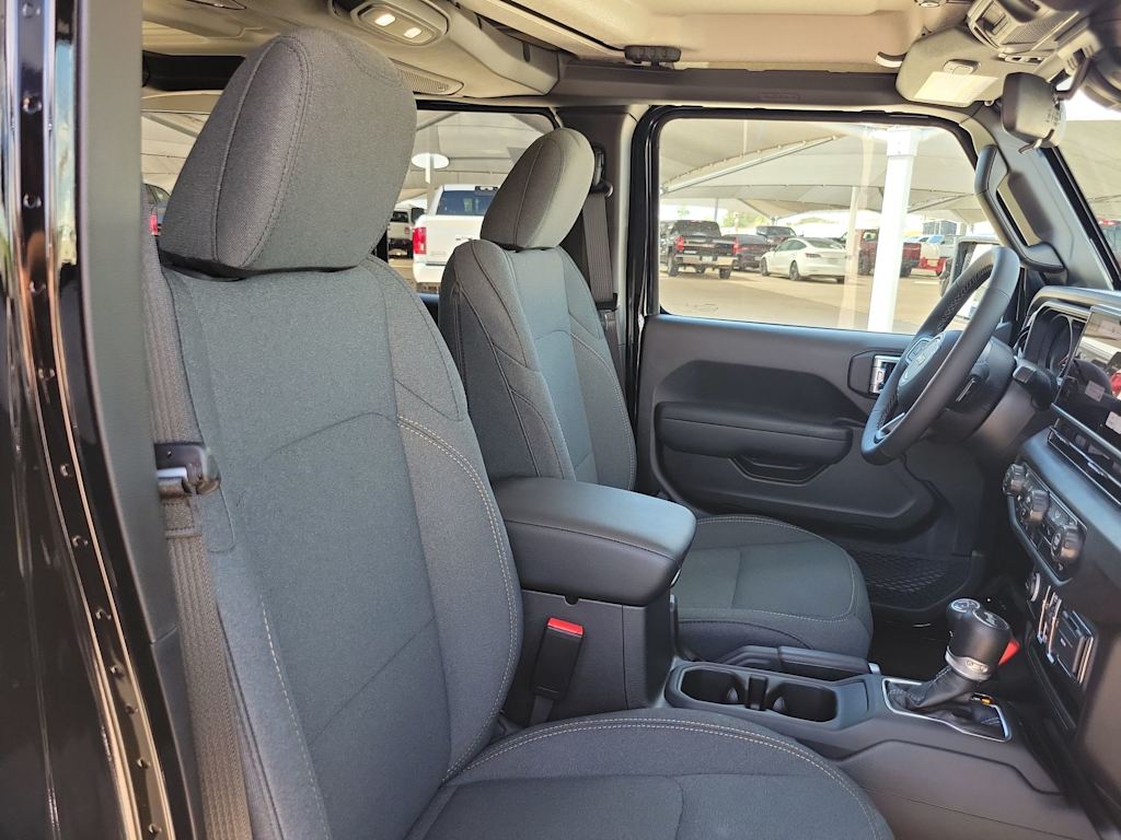 Thumbnail: 2025 Jeep Wrangler - 12