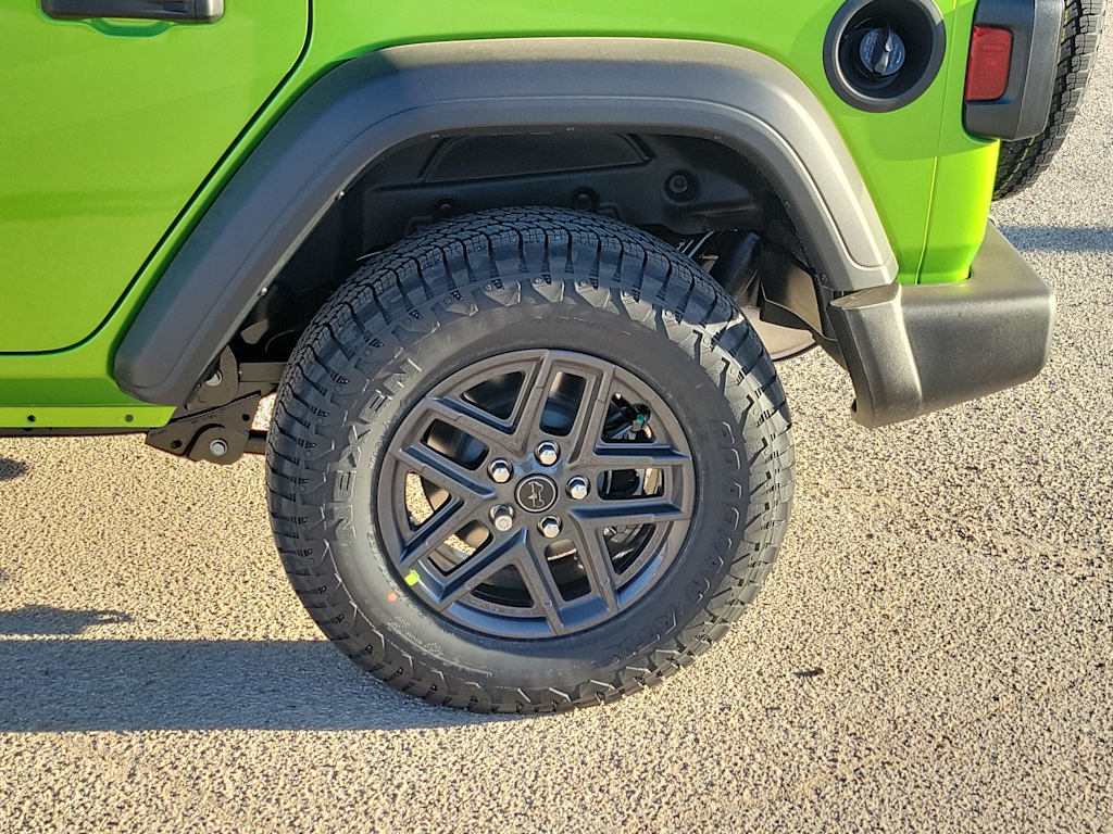 Thumbnail: 2026 Jeep Wrangler - 6